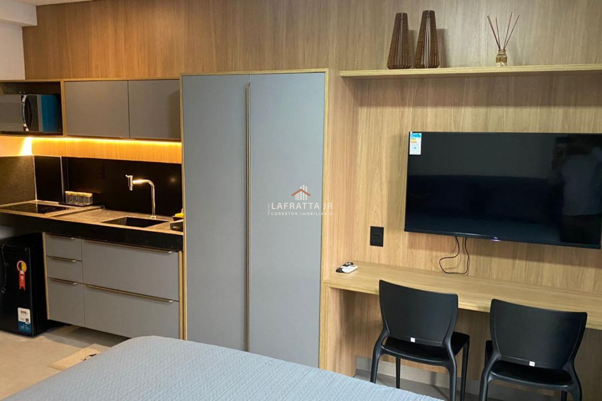 Flat no Jardim Oceania João Pessoa a poucos metros da faixa de areia, em eixo de alta procura para moradia e locação de temporada.