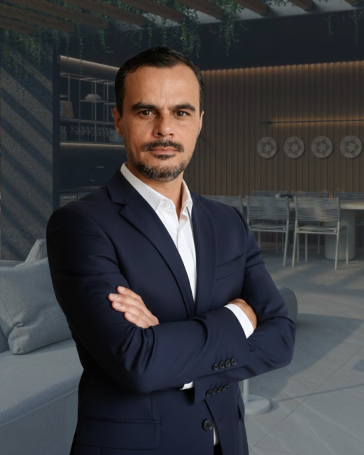 Marcos Lafratta Jr, corretor de imóveis em João Pessoa (CRECI 17102), especialista em consultoria e investimentos imobiliários.